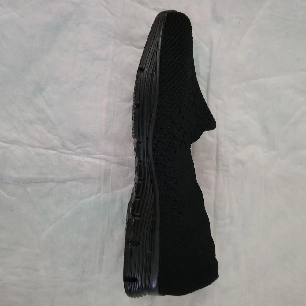 Womens Skechers Black Seager Scalloped Slip-On Sz 7.5 Wide - Picture 7 of 13